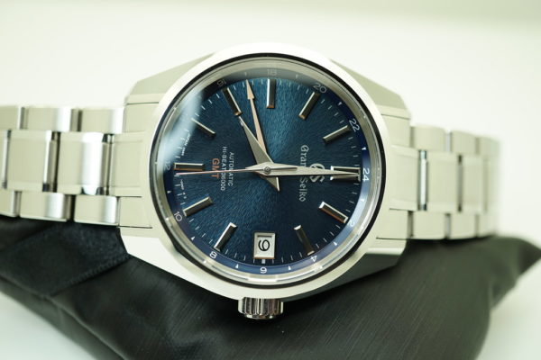 GRAND SEIKO SBGJ235 BOUTIQUE LIMITED EDITION GMT Hi-Beat BLUE DIAL 2021 WARRANTY - Image 9