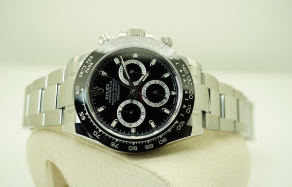 Rolex 116500LN COSMOGRAPH DAYTONA CERAMIC BEZEL BLACK DIAL 2019 FULL SET - Image 10