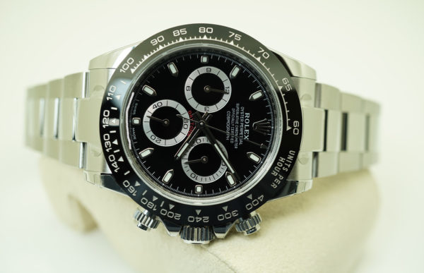 Rolex 116500LN COSMOGRAPH DAYTONA CERAMIC BEZEL BLACK DIAL 2019 FULL SET - Image 9