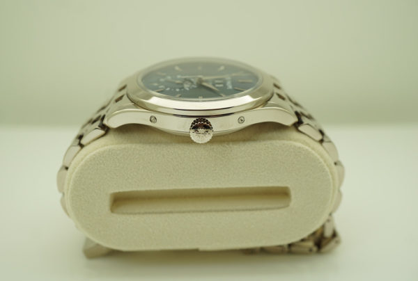 Patek PHILIPPE 5396/1G ANNUAL CALENDAR WHITE GOLD BLUE DIAL BOXES PAPERS - Image 3