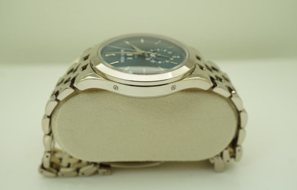 Patek PHILIPPE 5396/1G ANNUAL CALENDAR WHITE GOLD BLUE DIAL BOXES PAPERS - Image 4