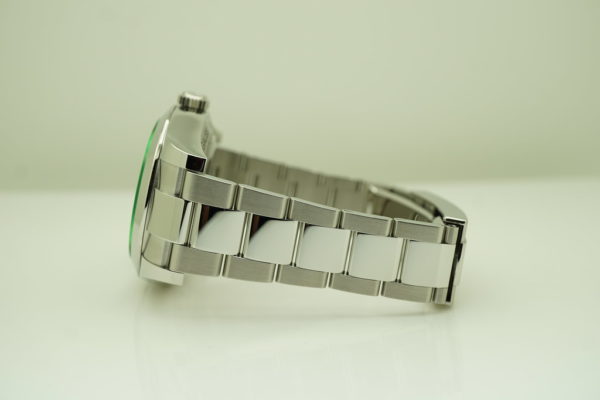 MINT Rolex 116400GV MILGAUSS GREEN CRYSTAL Z BLUE DIAL 2021 WARRANTY FULL SET - Image 5