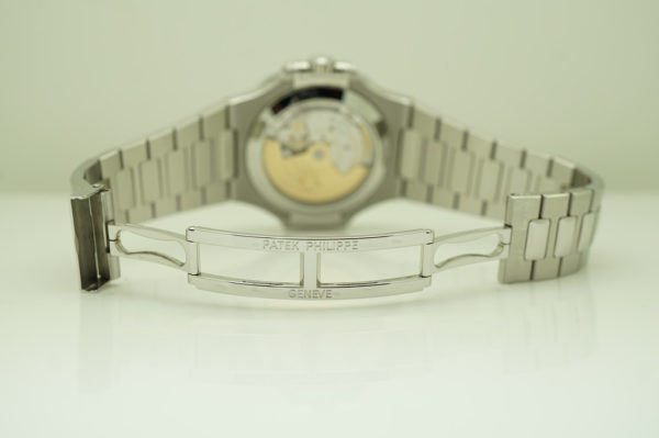 Patek PHILIPPE 5726/1A NAUTILUS ANNUAL CALENDAR GREY DIAL BRACELET 2019 FULL SET - Image 8