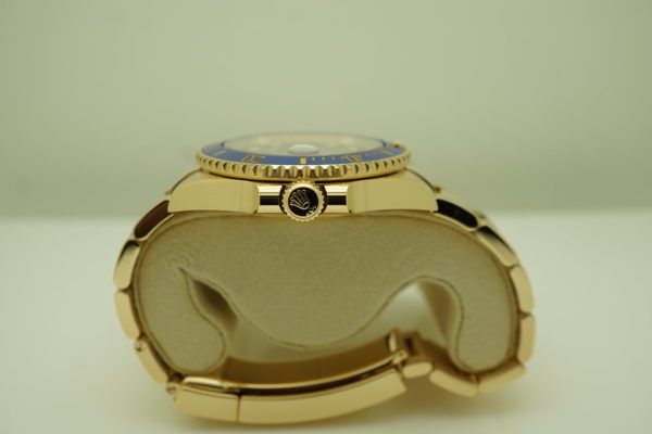 Rolex 116618LB SUBMARINER YELLOW GOLD SUNBURST BLUE DIAL 2020 WARRANTY FULL SET - Image 3