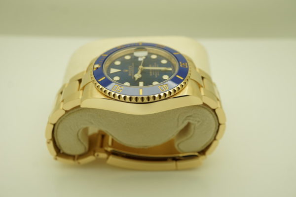 Rolex 116618LB SUBMARINER YELLOW GOLD SUNBURST BLUE DIAL 2020 WARRANTY FULL SET - Image 4