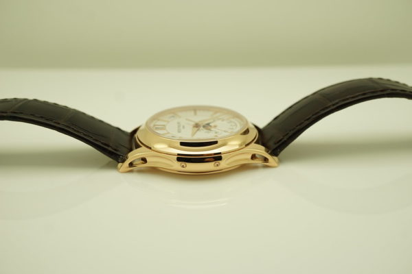Patek PHILIPPE 5205R ANNUAL CALENDAR 18K ROSE GOLD WHITE OPALINE DIAL 2021 BOXES & PAPERS - Image 4