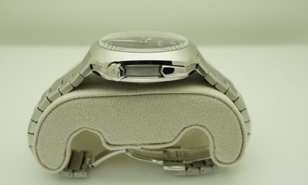 H. Moser & Cie STREAMLINER FLYBACK CHRONOGRAPH GREY FUME DIAL LIMITED EDITION FULL SET - Image 3