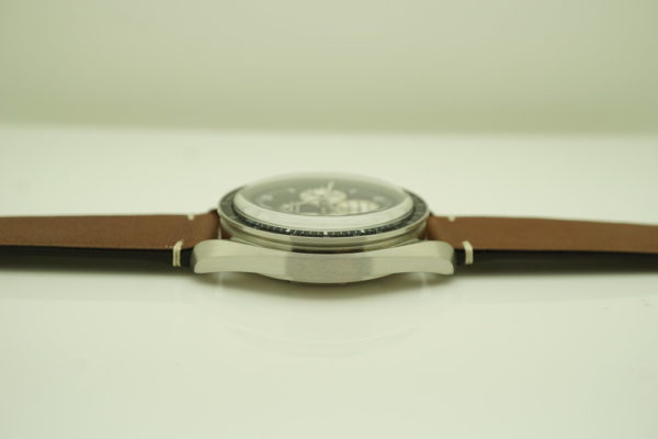 Omega SPEEDY TUESDAY SPEEDMASTER LIMITED EDITION 42MM COMPLETE SET - Image 4