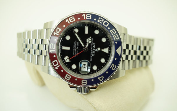 Rolex 126710BLRO PEPSI GMT MASTER 2 RED BLUE BEZEL JUBILEE BAND 2018 FULL SET - Image 9