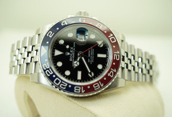 Rolex 126710BLRO PEPSI GMT MASTER 2 RED BLUE BEZEL JUBILEE BAND 2018 FULL SET - Image 10