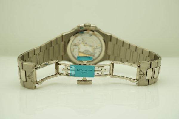 Patek PHILIPPE 5740 NAUTILUS PERPETUAL CALENDAR 18K WHITE GOLD BLUE DIAL 2021 COMPLETE SET - Image 8