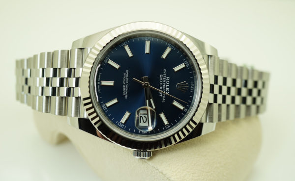 BRAND NEW Rolex 126334 DATEJUST 41 FLUTED BEZEL BLUE STICKS DIAL JUBILEE BAND 2021 FULL SET - Image 9