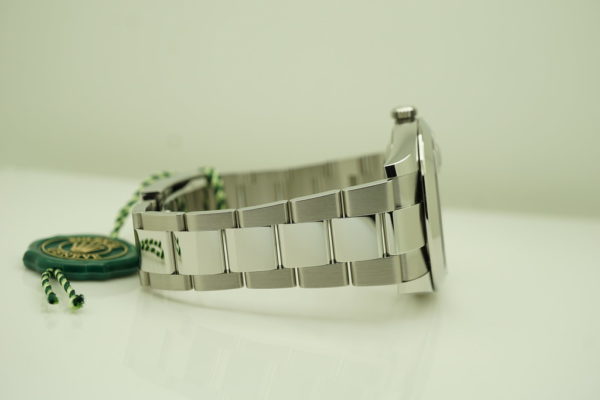 BRAND NEW Rolex 126300 DATEJUST 41 WIMBLEDON DIAL OYSTER BAND 2021 COMPLETE SET - Image 6