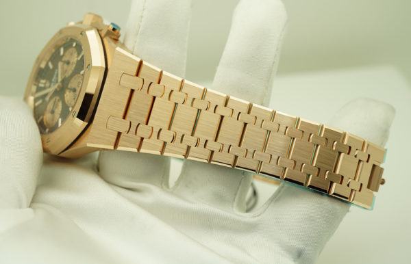 BRAND NEW Audemars PIGUET ROYAL OAK CHRONOGRAPH 26239OR BROWN DIAL NEW MODEL 2021 - Image 5