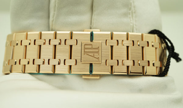 BRAND NEW Audemars PIGUET ROYAL OAK CHRONOGRAPH 26239OR BROWN DIAL NEW MODEL 2021 - Image 7