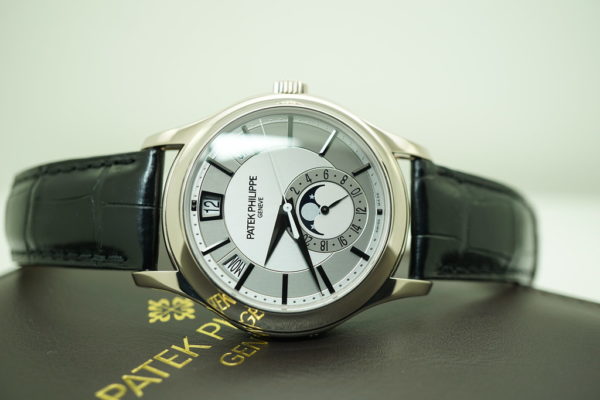 Patek PHILIPPE 5205G ANNUAL CALENDAR 18K WHITE GOLD RHODIUM DIAL DEPLOYANT CLASP - Image 9