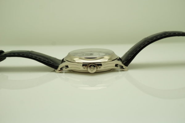 Patek PHILIPPE 5205G ANNUAL CALENDAR 18K WHITE GOLD RHODIUM DIAL DEPLOYANT CLASP - Image 3