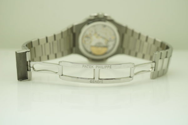 Patek PHILIPPE 5712 STAINLESS STEEL NAUTILUS BLUE DIAL MOONPHASE 2018 COMPLETE SET - Image 8