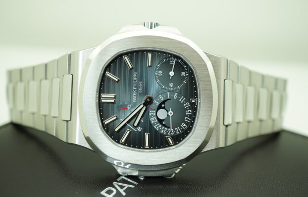 Patek PHILIPPE 5712 STAINLESS STEEL NAUTILUS BLUE DIAL MOONPHASE 2018 COMPLETE SET - Image 11