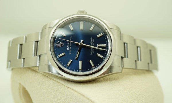 BRAND NEW Rolex 124200 OYSTER PERPETUAL 34MM BLUE DIAL 2021 COMPLETE SET - Image 10