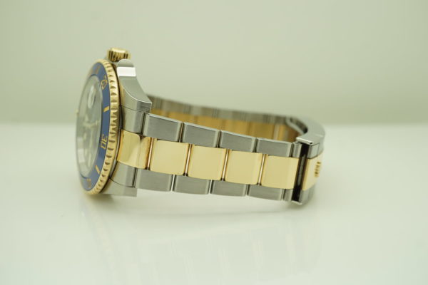 Rolex 126613LB SUBMARINER 18K YG STEEL BLUE DIAL 41MM 2020 WARRANTY NEW MODEL - Image 5