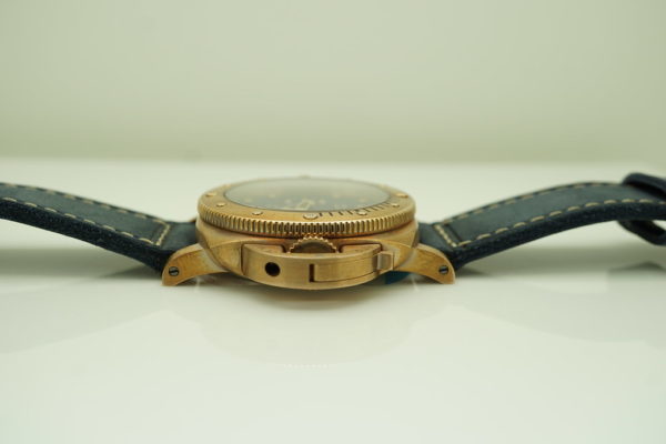 MINT Panerai PAM 1074 SUBMERSIBLE BRONZO BLU ABISSO 42MM 2022 WARRANTY FULL SET - Image 3