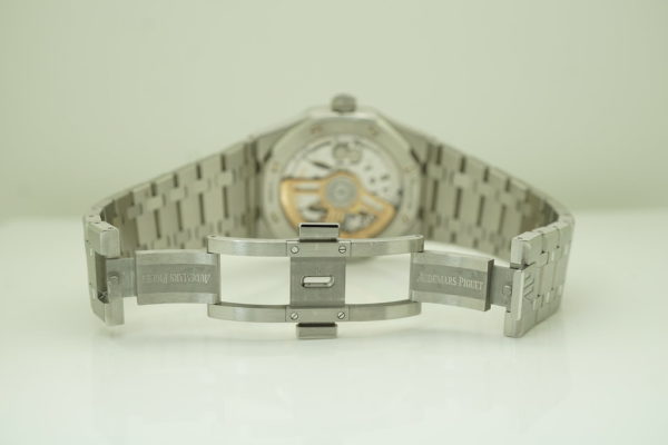 Audemars PIGUET ROYAL OAK 15500ST BLUE DIAL 41MM 2019 WARRANTY COMPLETE SET - Image 8