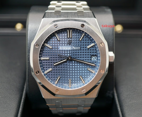 Audemars PIGUET ROYAL OAK 15500ST BLUE DIAL 41MM 2019 WARRANTY COMPLETE SET