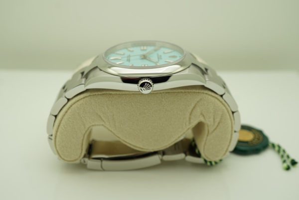 Rolex 124300 OYSTER PERPETUAL 41MM TIFFANY TURQUOISE DIAL 2021 FULL SET - Image 3