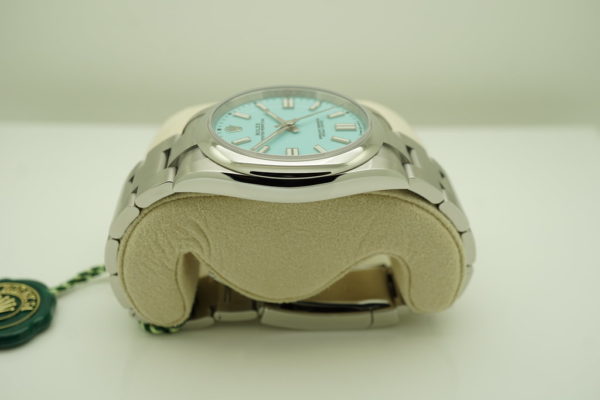 Rolex 124300 OYSTER PERPETUAL 41MM TIFFANY TURQUOISE DIAL 2021 FULL SET - Image 4