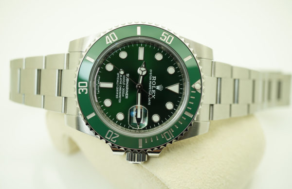 Rolex 116610LV SUBMARINER HULK GREEN DIAL BEZEL 2018 WARRANTY FULL SET - Image 9