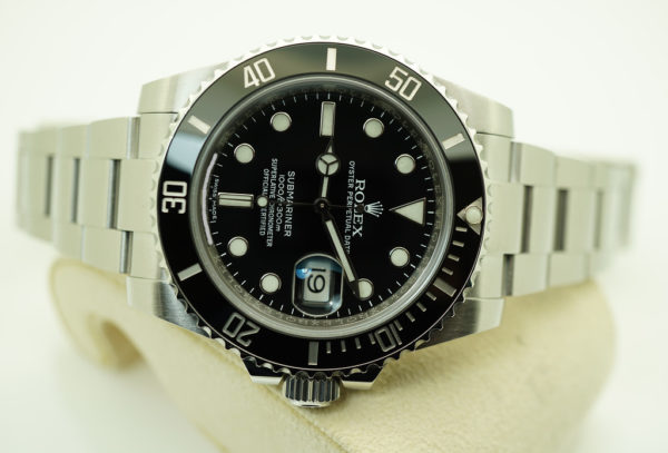 Rolex 116610LN SUBMARINER CERAMIC DATE 40MM 2017 FULL SET - Image 9