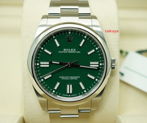 BRAND NEW Rolex 124300 OYSTER PERPETUAL GREEN DIAL 41MM 2022 COMPLETE SET
