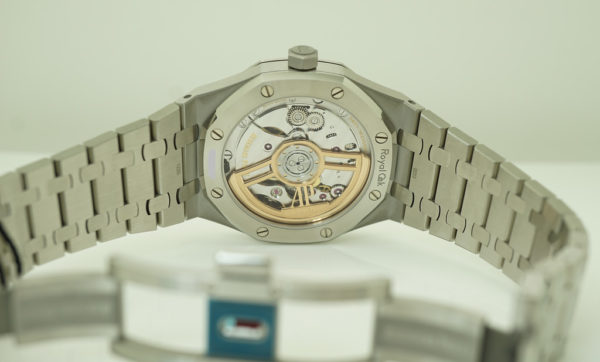 BRAND NEW Audemars PIGUET ROYAL OAK 15500ST BLACK DIAL 41MM 2021 COMPLETE SET - Image 9