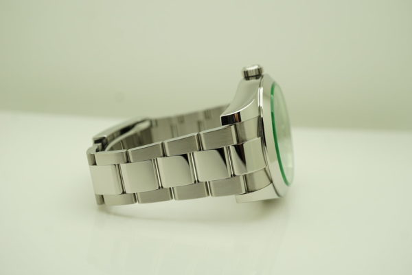 Rolex 116400GV MILGAUSS GREEN CRYSTAL Z BLUE DIAL 2019 WARRANTY FULL SET - Image 6