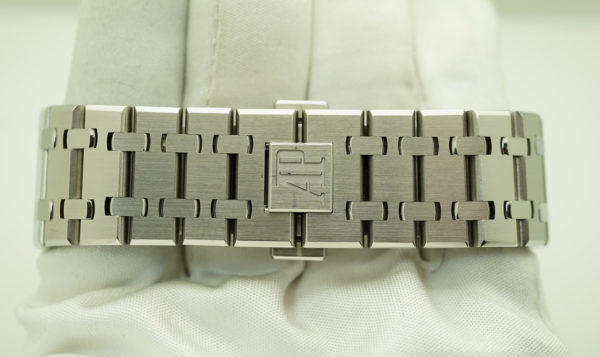 Audemars PIGUET ROYAL OAK CHRONOGRAPH BLUE DIAL 26331ST WARRANTY FULL SET - Image 7