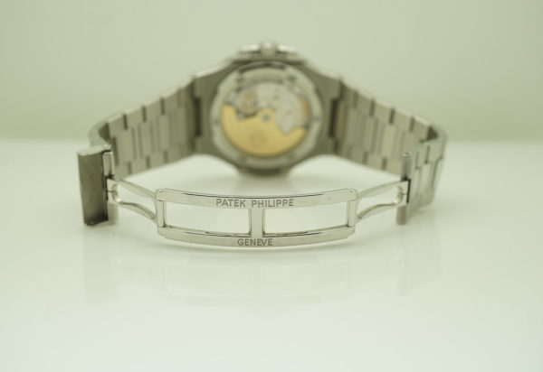 Patek PHILIPPE 5711/1A NAUTILUS STEEL BLUE DIAL 40MM 2016 COMPLETE SET - Image 8