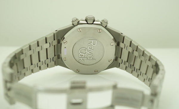 Audemars PIGUET ROYAL OAK CHRONOGRAPH BLUE DIAL 26331ST WARRANTY FULL SET - Image 9
