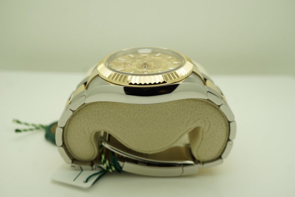 BRAND NEW Rolex 326933 SKY-DWELLER 18K YG/SS CHAMPAGNE DIAL 2022 COMPLETE SET - Image 3