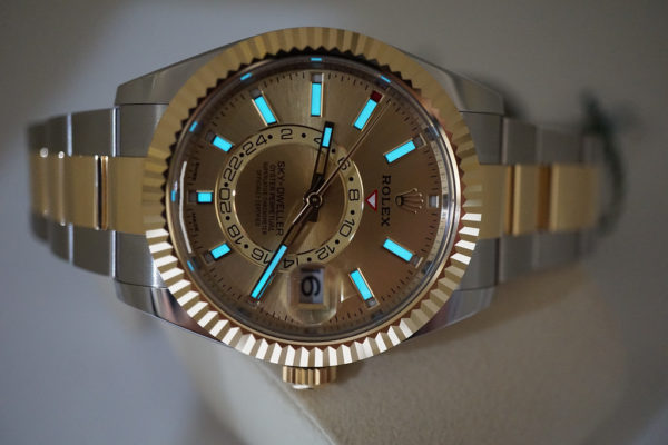 BRAND NEW Rolex 326933 SKY-DWELLER 18K YG/SS CHAMPAGNE DIAL 2022 COMPLETE SET - Image 10