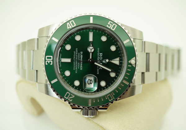 NEW Rolex 116610LV SUBMARINER HULK GREEN DIAL BEZEL 2020 WARRANTY FULL SET - Image 9