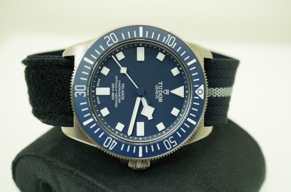 BRAND NEW Tudor PELAGOS FXD 25707B/22 MARINE NATIONALE 2022 MODEL FULL SET - Image 6