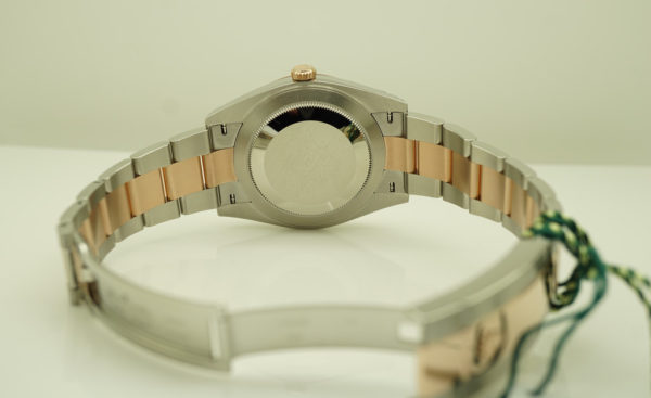 BRAND NEW Rolex 126331 DATEJUST 41 18K ROSE GOLD STEEL SUNDUST DIAL 2022 FULL SET - Image 8