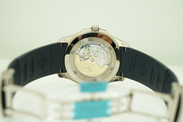 Patek PHILIPPE 5168G AQUANAUT WHITE GOLD BLUE DIAL 42MM 2021 COMPLETE SET - Image 7