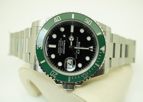 BRAND NEW Rolex 126610LV SUBMARINER GREEN BLACK DIAL STARBUCKS 41MM 2022 FULL SET - Image 9
