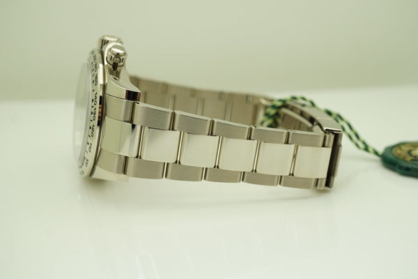 BRAND NEW Rolex 116509 DAYTONA 18K WHITE GOLD BLUE DIAL 2022 COMPLETE SET - Image 5