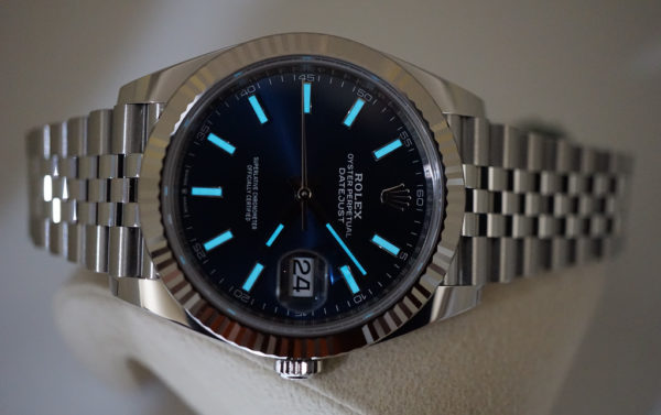 BRAND NEW Rolex 126334 DATEJUST 41 FLUTED BEZEL BLUE STICKS DIAL JUBILEE BAND 2022 FULL SET - Image 11