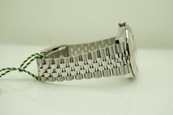 BRAND NEW Rolex 126334 DATEJUST 41 FLUTED BEZEL BLACK STICK DIAL JUBILEE BAND 2022 FULL SET - Image 6