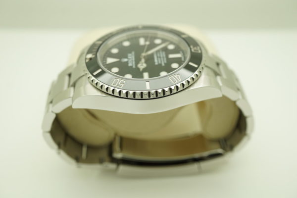 Rolex 114060 SUBMARINER CERAMIC NO DATE 40MM 2017 COMPLETE SET - Image 4