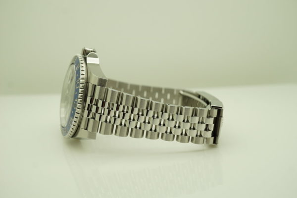Rolex 126710BLNR GMT MASTER II BLACK BLUE BEZEL JUBILEE BAND 2021 COMPLETE SET - Image 5